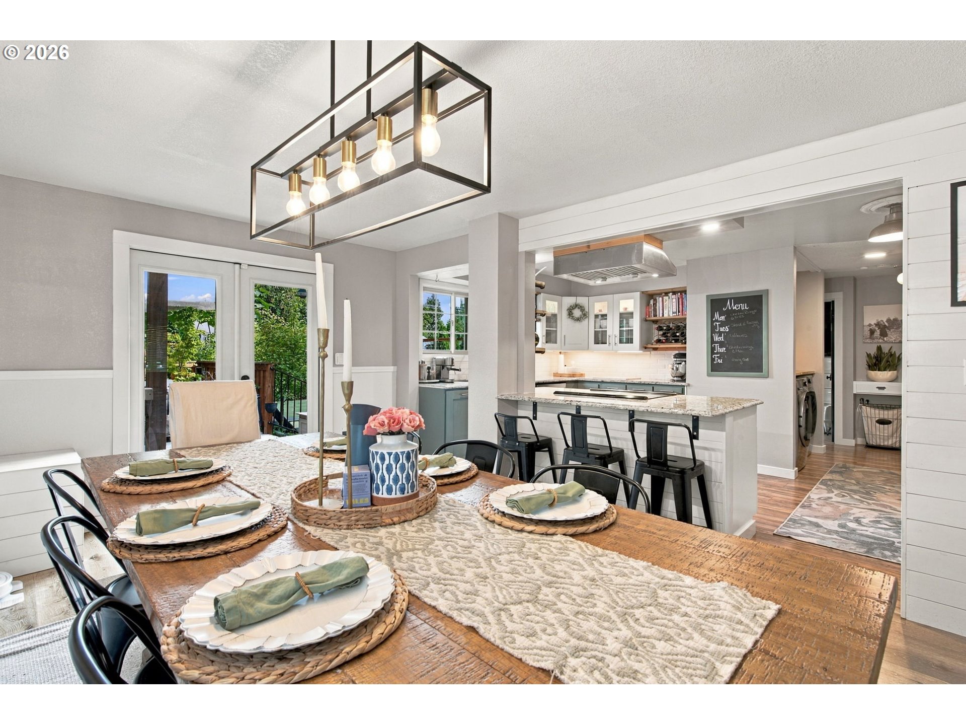 827 NANTUCKET AVE