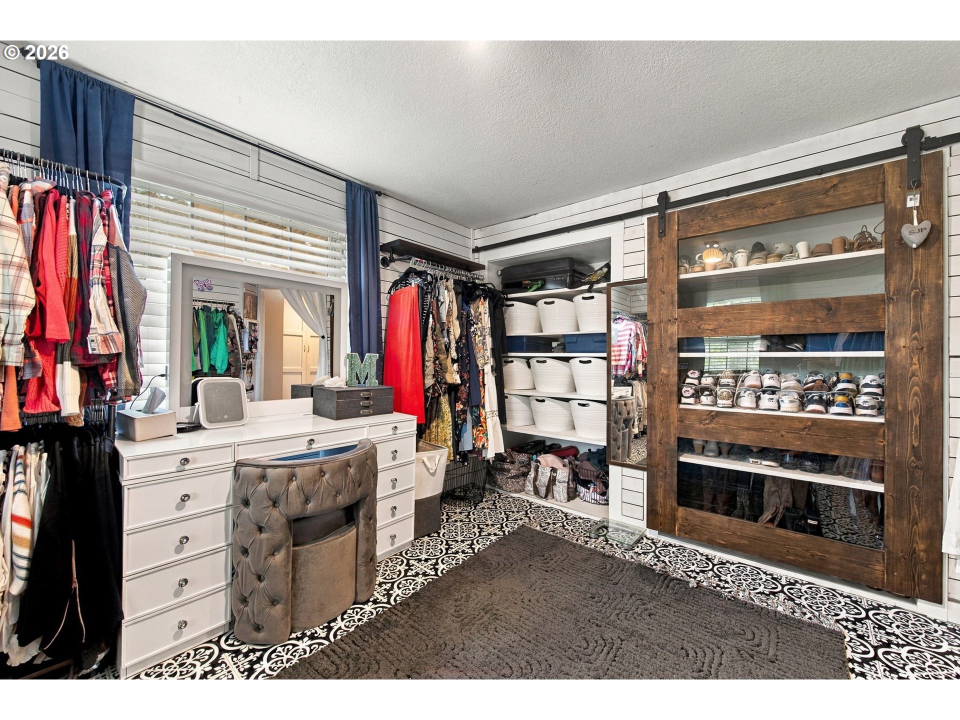 827 NANTUCKET AVE