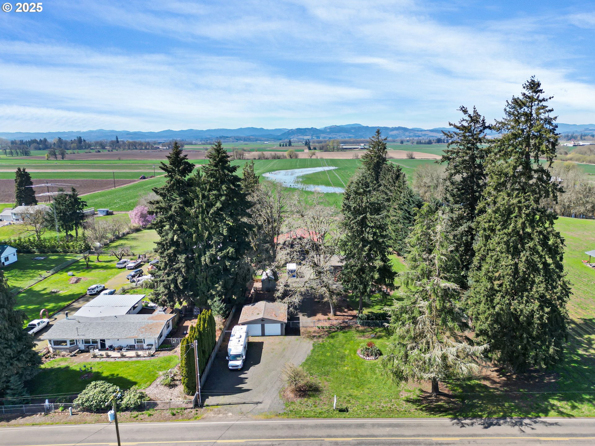 95868 HOWARD LN