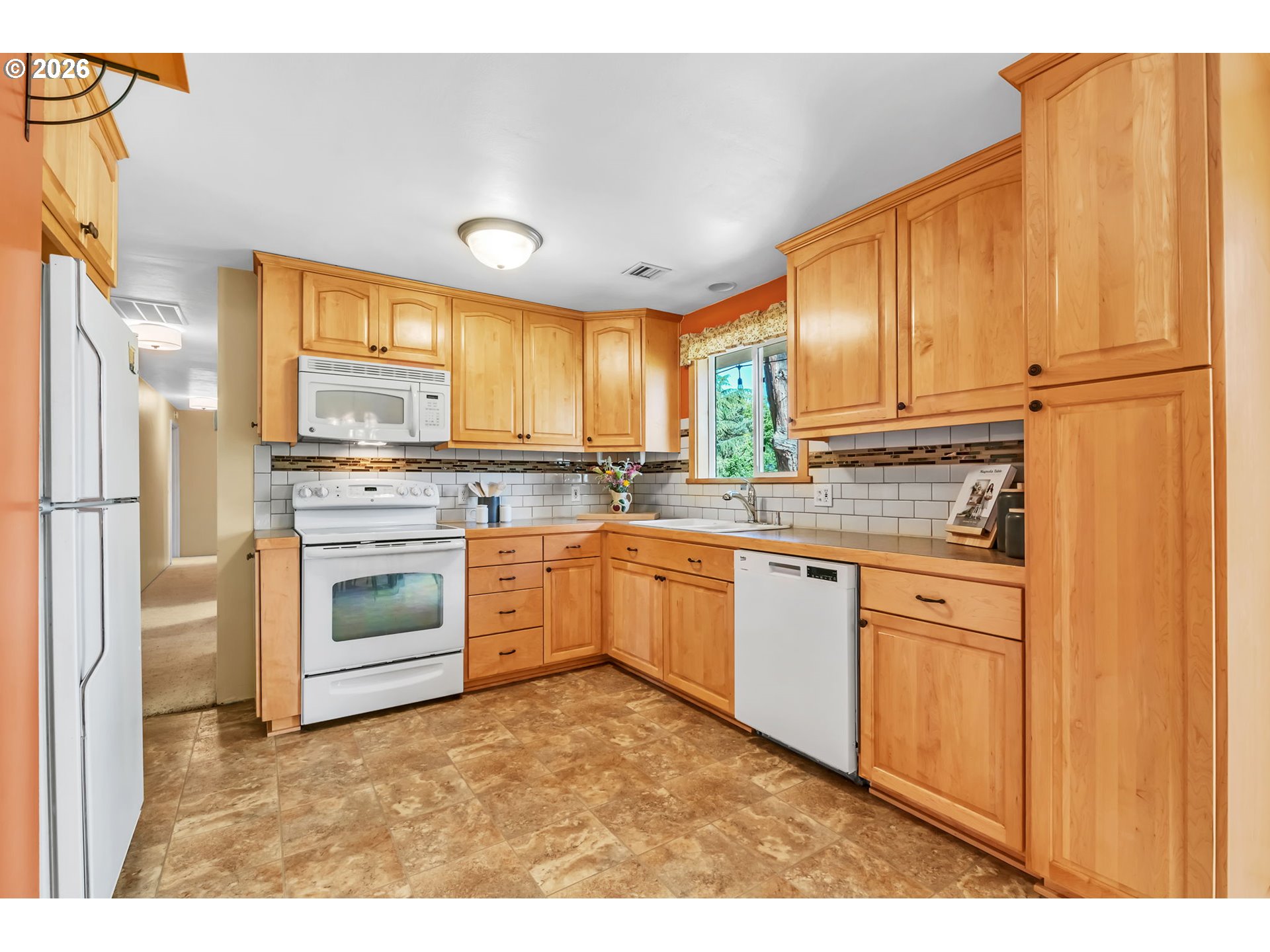 1385 BEEBE LN