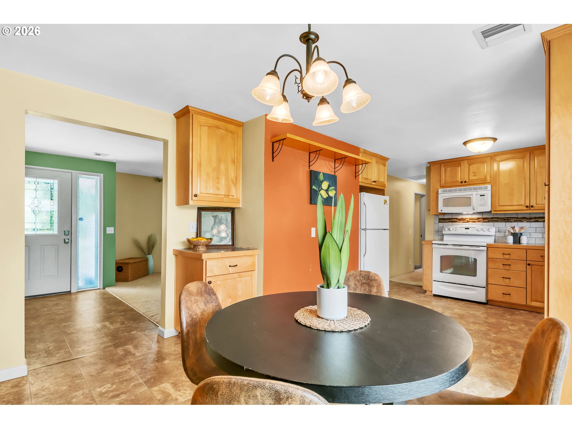1385 BEEBE LN