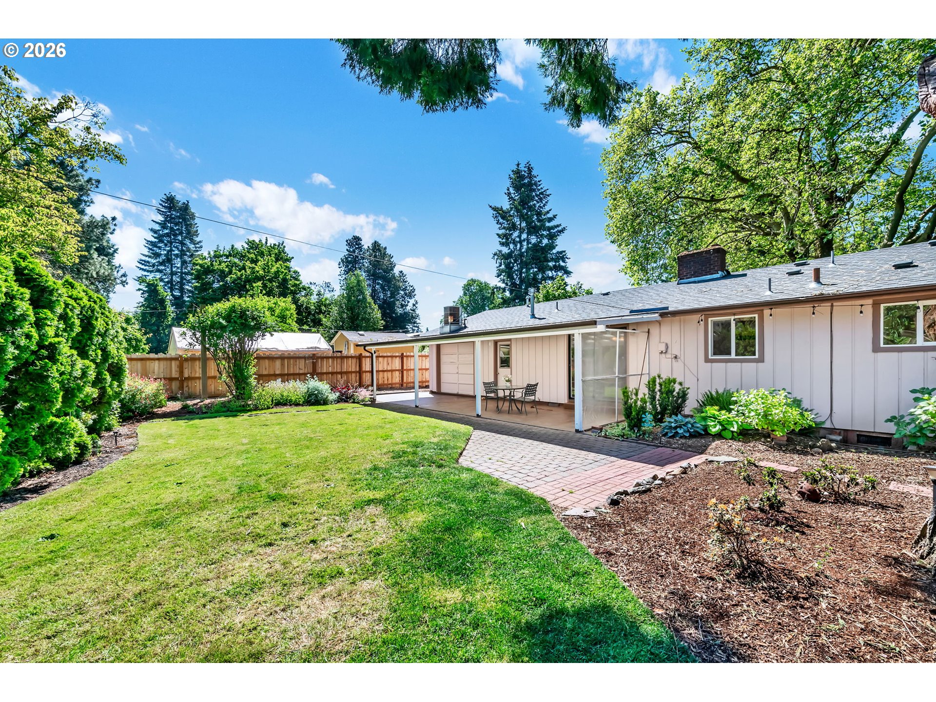 1385 BEEBE LN