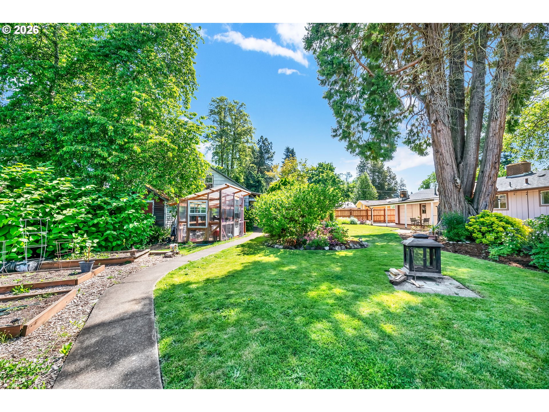 1385 BEEBE LN