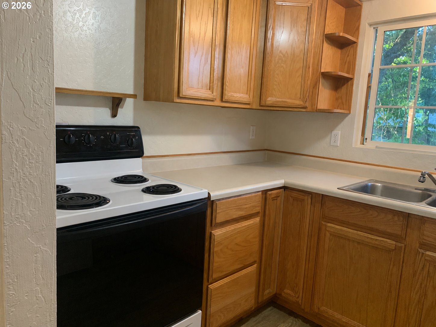 1385 BEEBE LN