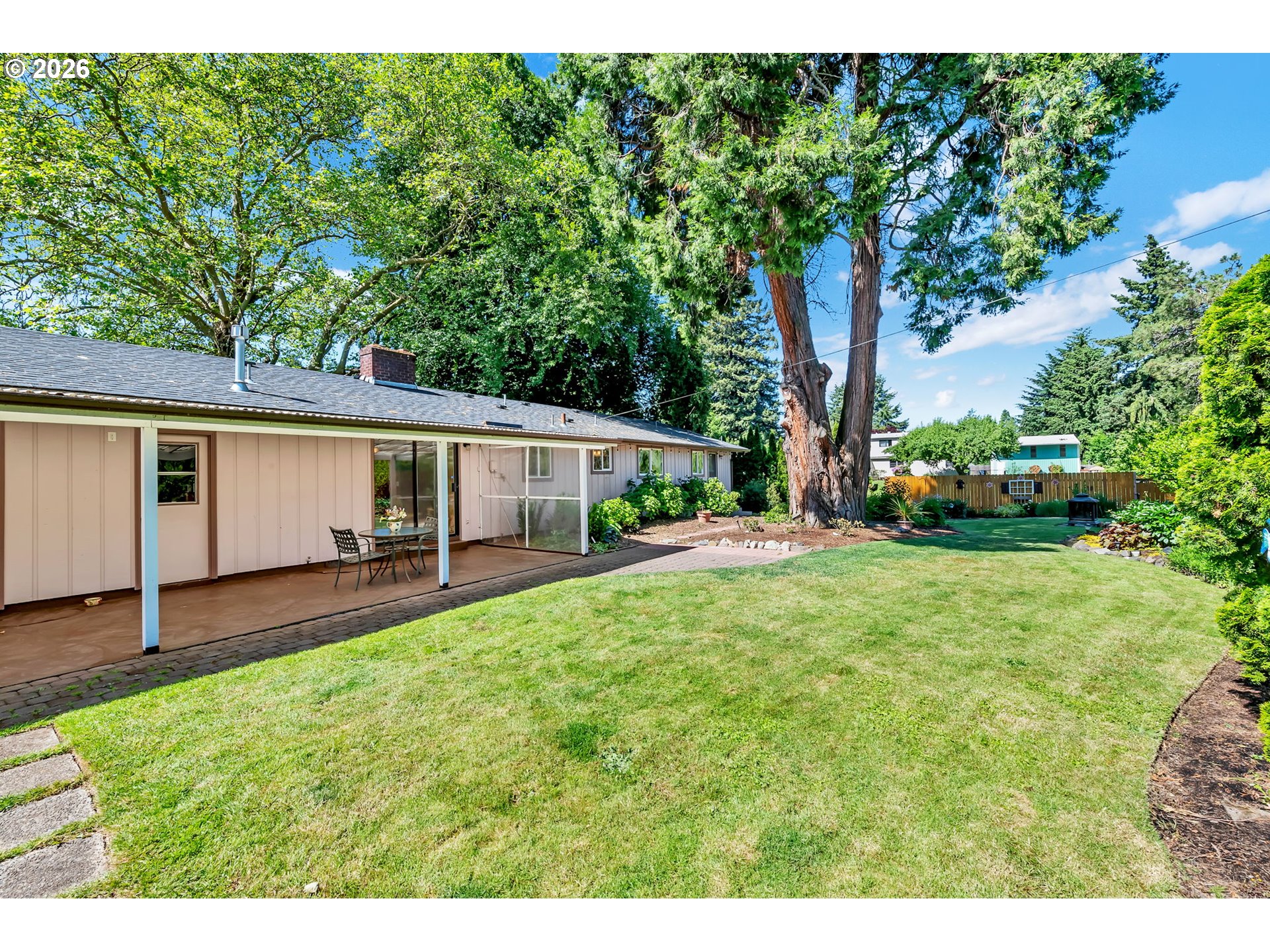 1385 BEEBE LN