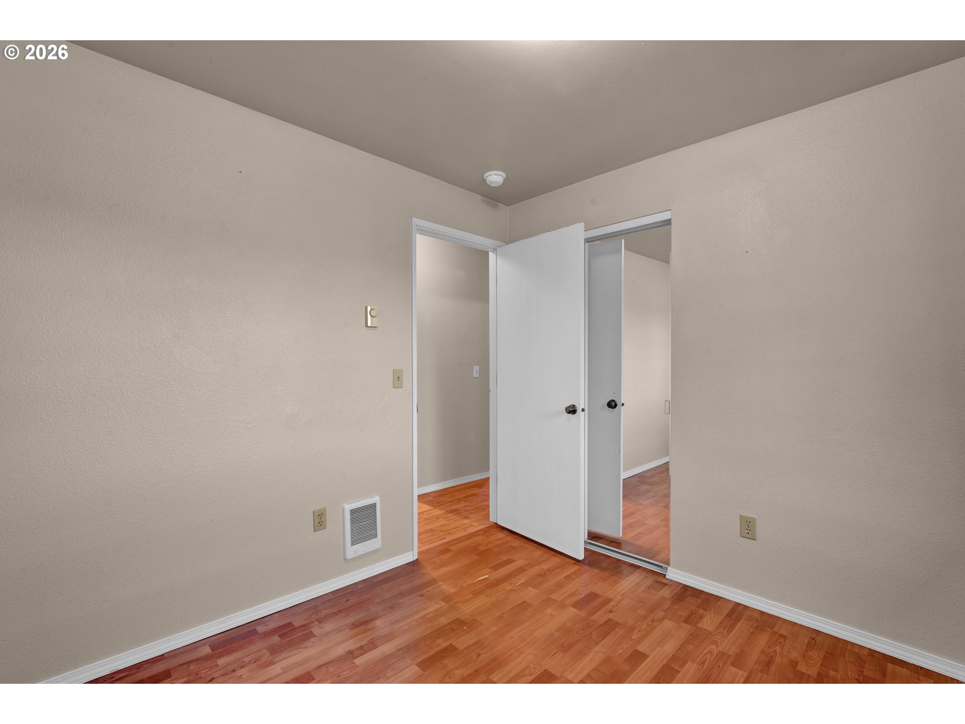 1250 34TH PL