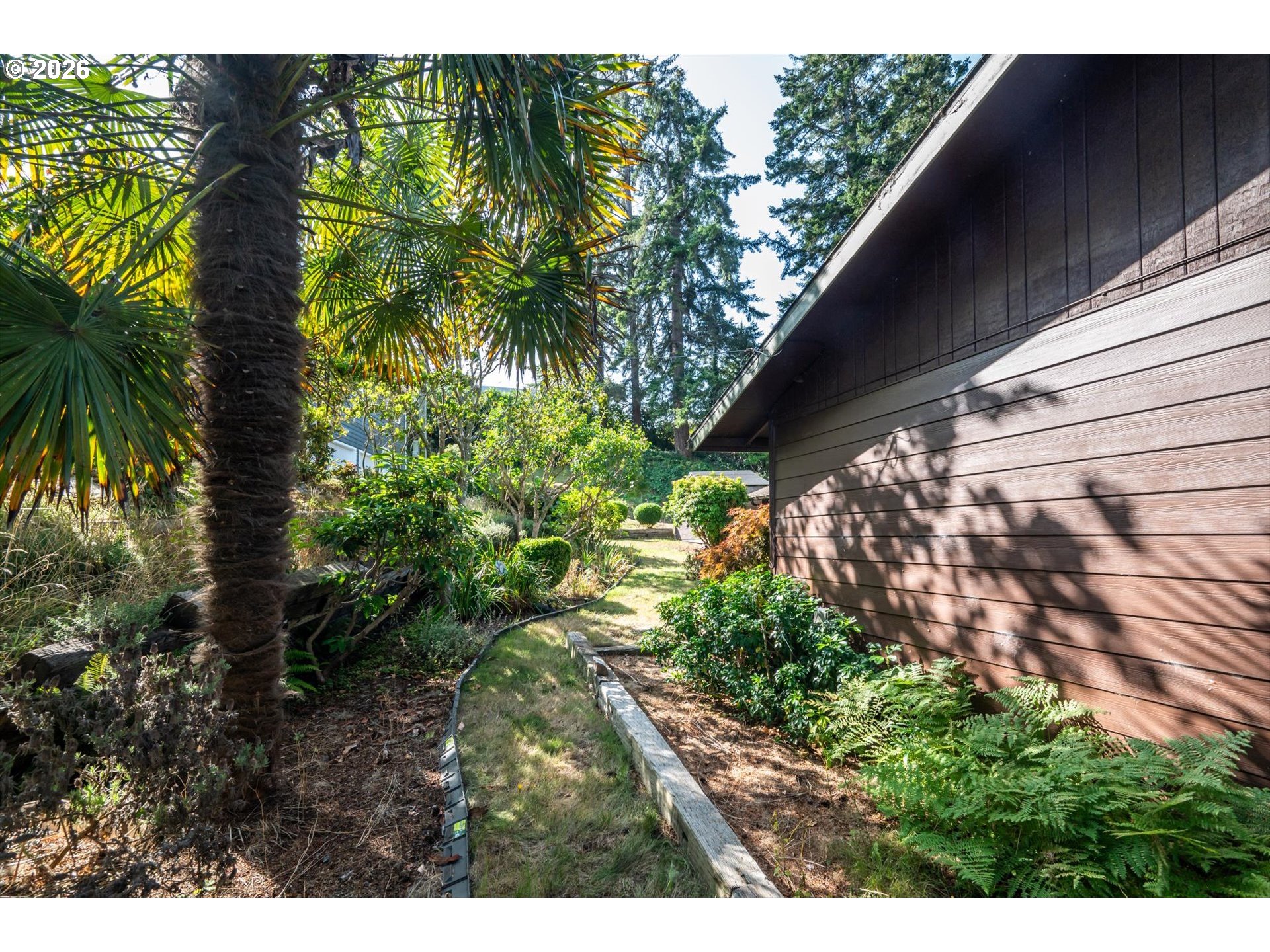 1646 COOS RIVER HWY