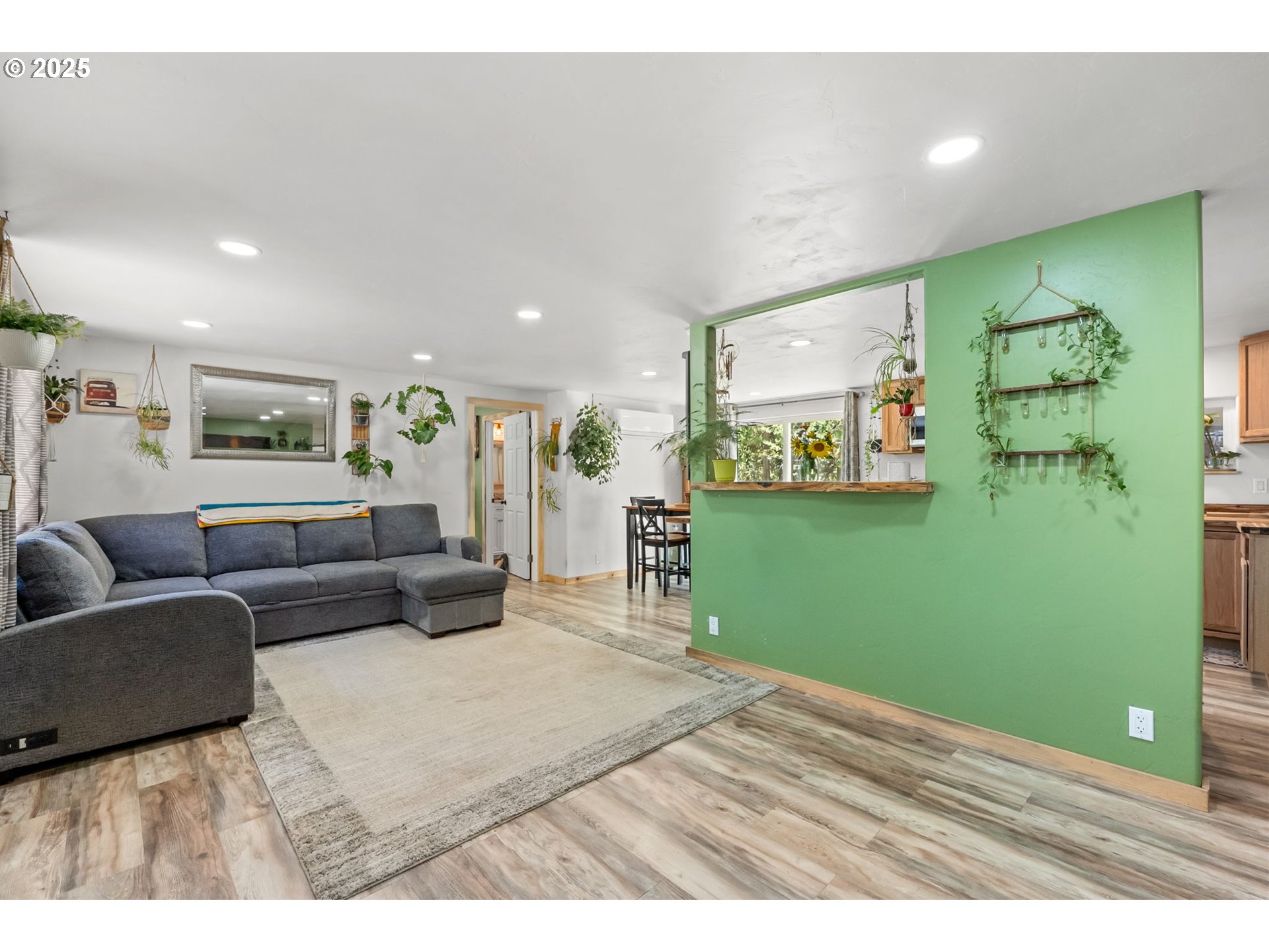 136442 E FRIENDLY LN