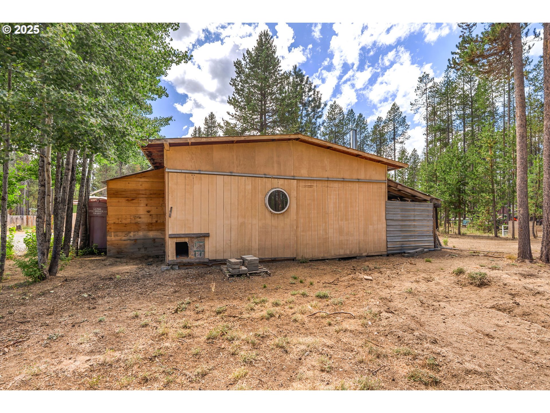 136442 E FRIENDLY LN