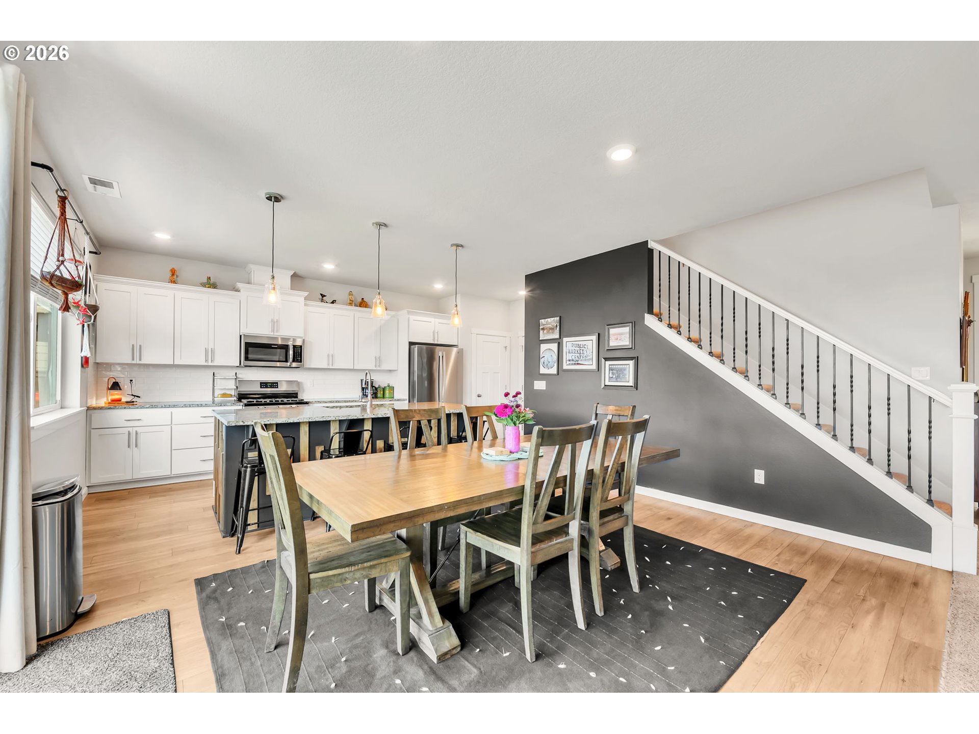 1397 FARMINGTON DR