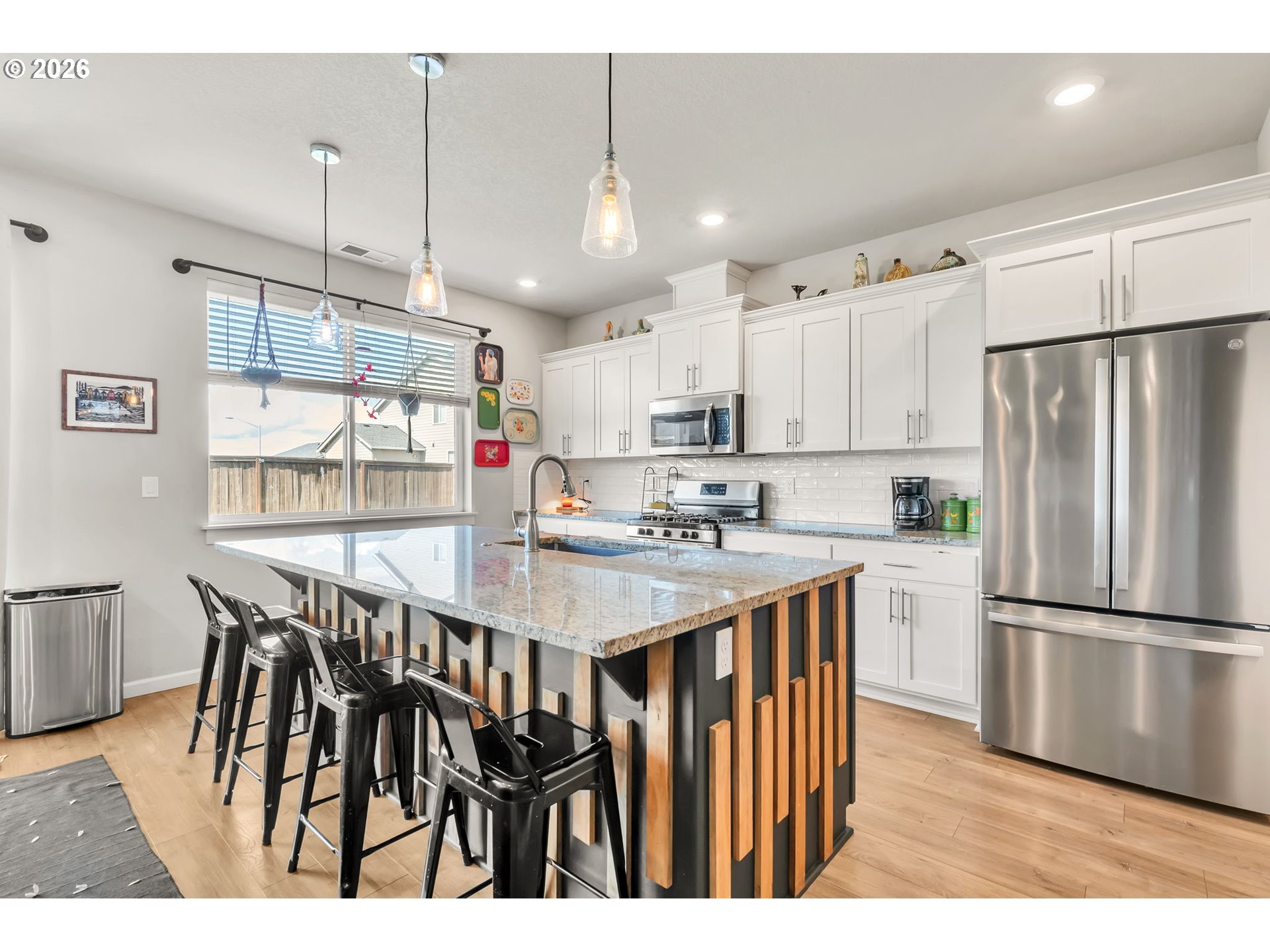 1397 FARMINGTON DR