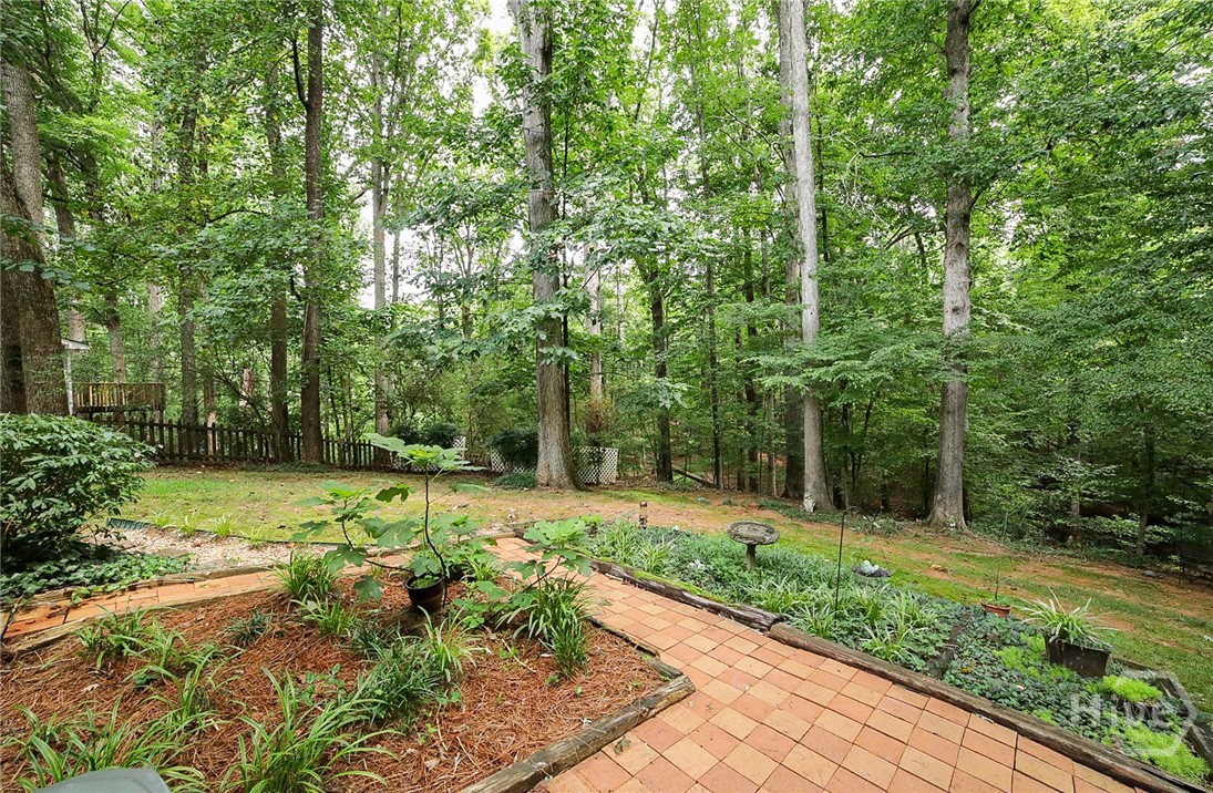 1361 Bouldercrest Circle