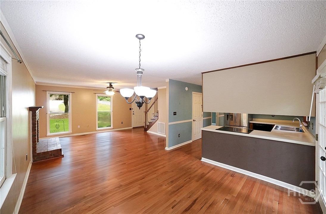 1361 Bouldercrest Circle