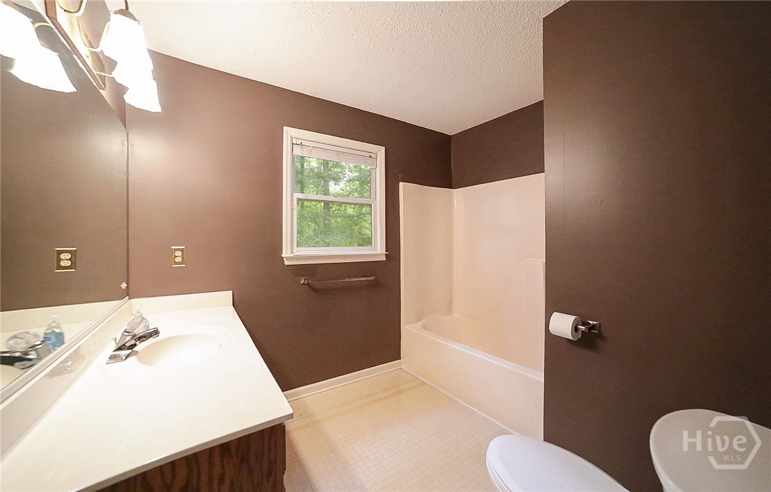1361 Bouldercrest Circle