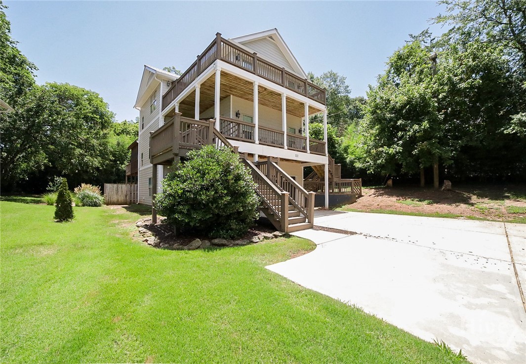 132 N Poplar Street