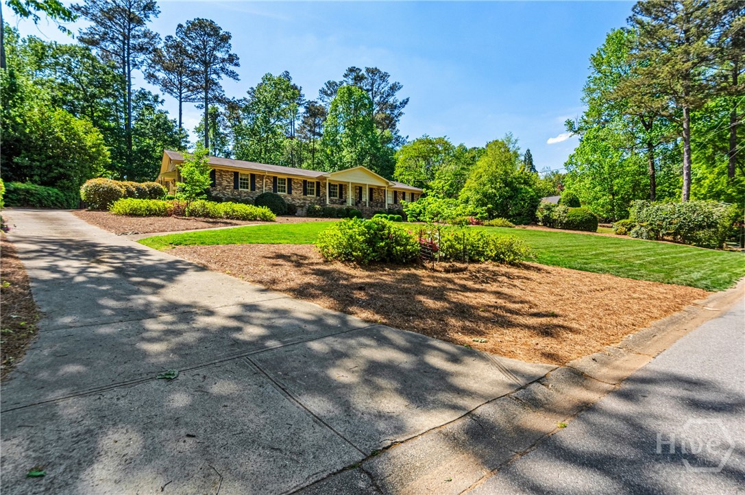 729 Kings Road