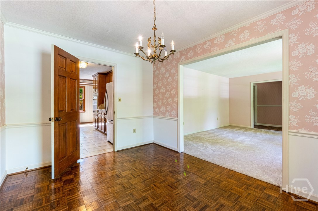 729 Kings Road