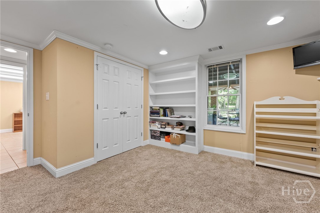 1030 Oaklake Terrace