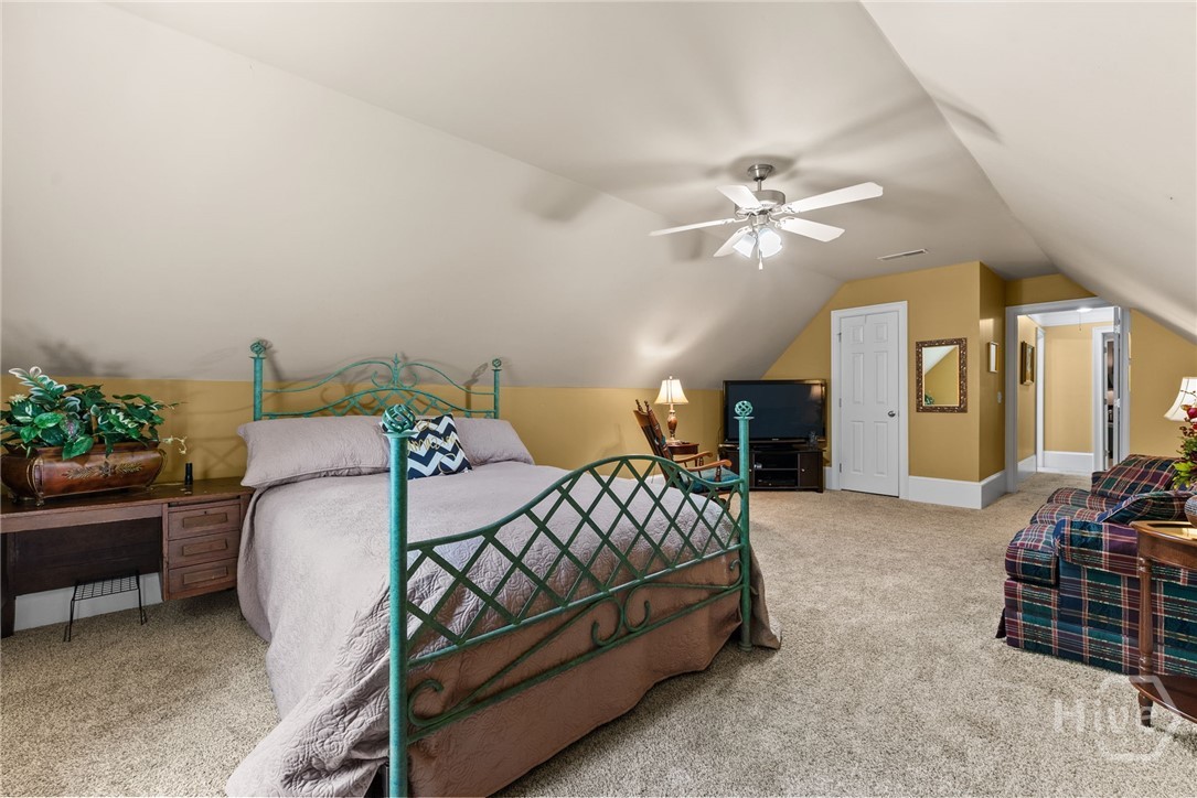 1030 Oaklake Terrace
