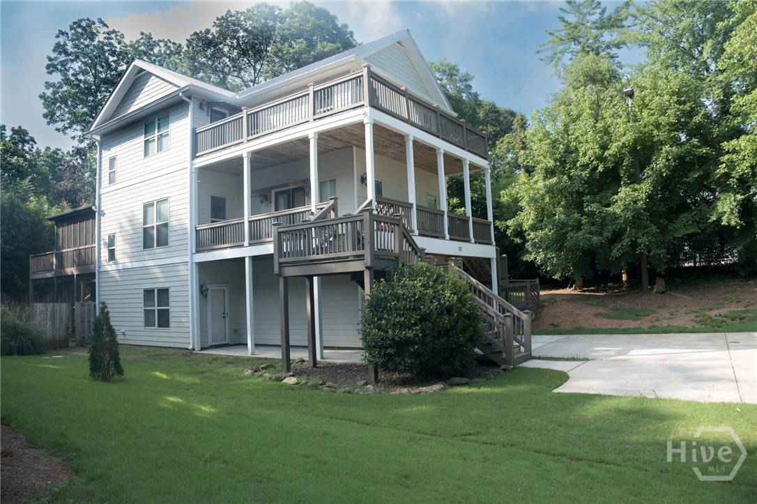 132 N Poplar Street