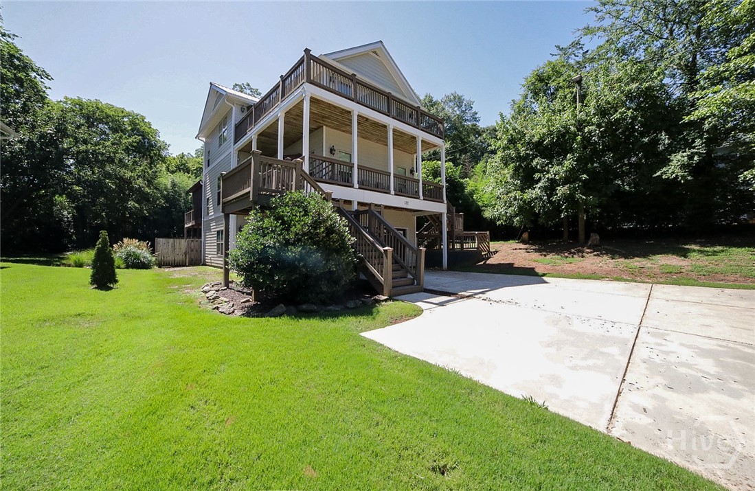 132 N Poplar Street