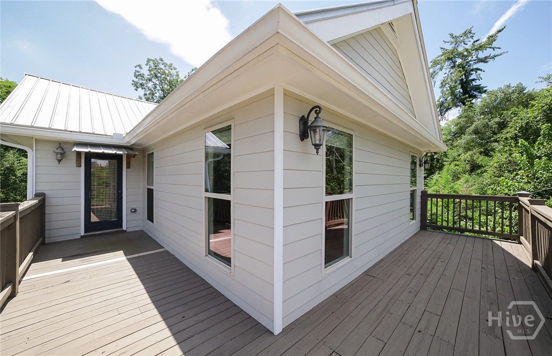 132 N Poplar Street