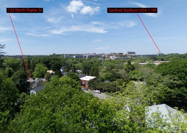 132 N Poplar Street