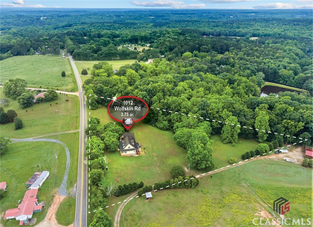 1012 Wolfskin Road