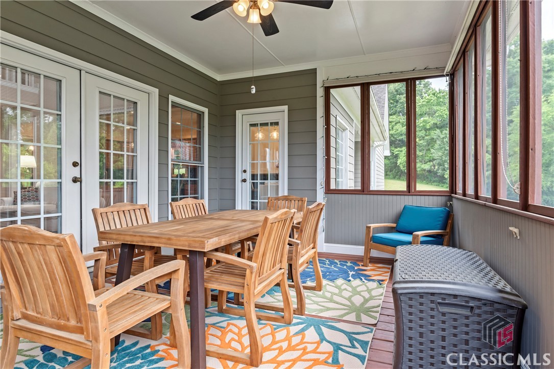 1012 Wolfskin Road