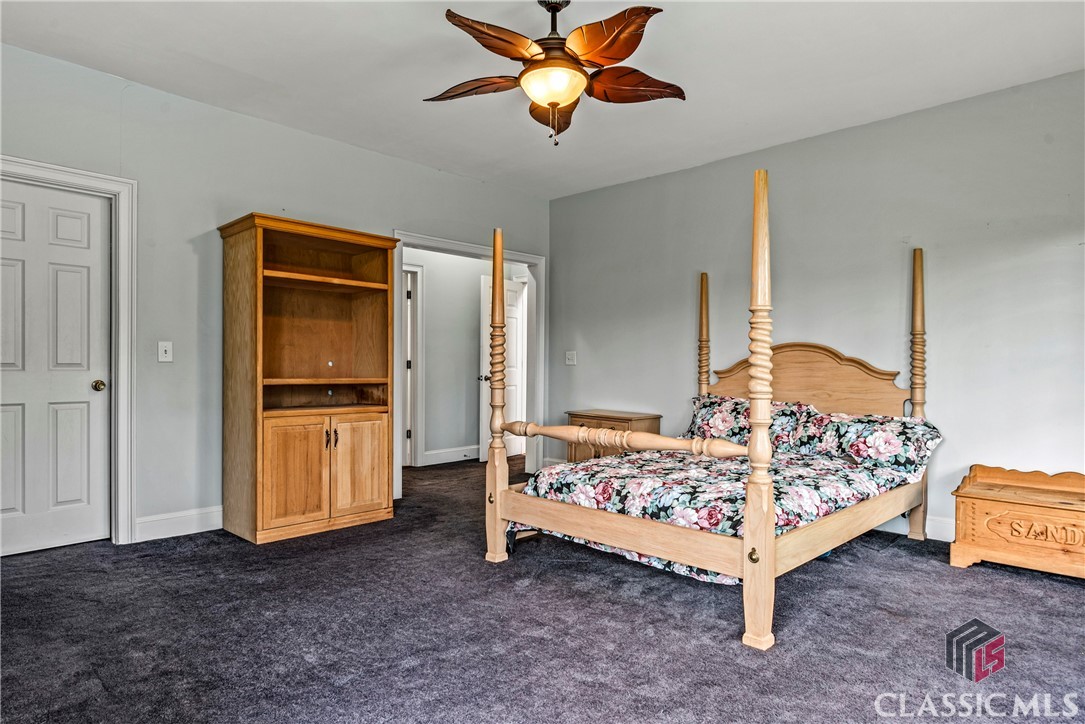 1012 Wolfskin Road