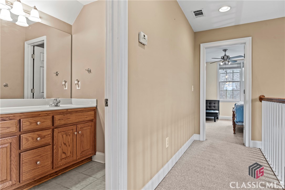 1012 Wolfskin Road