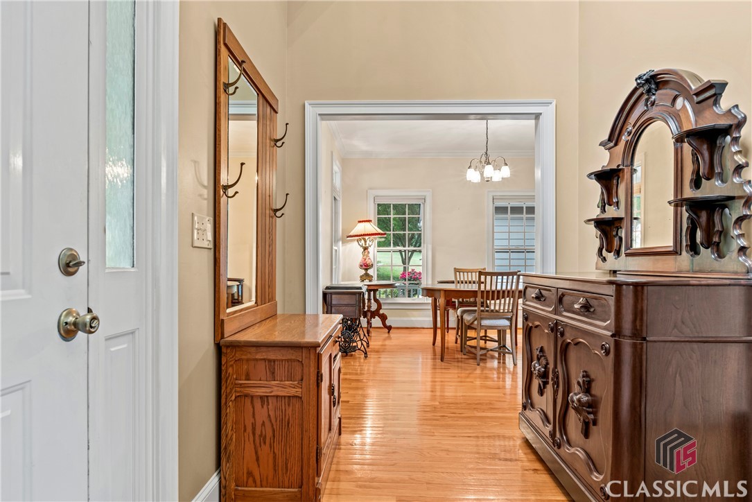 1012 Wolfskin Road