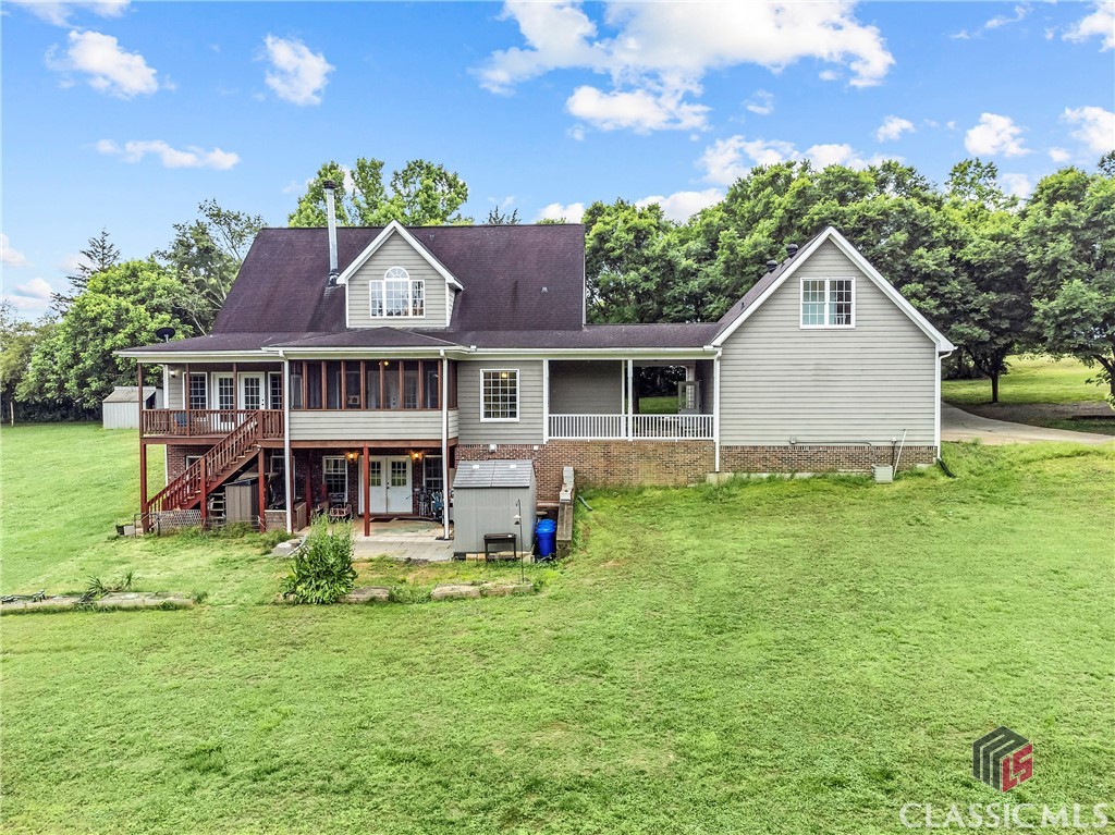 1012 Wolfskin Road