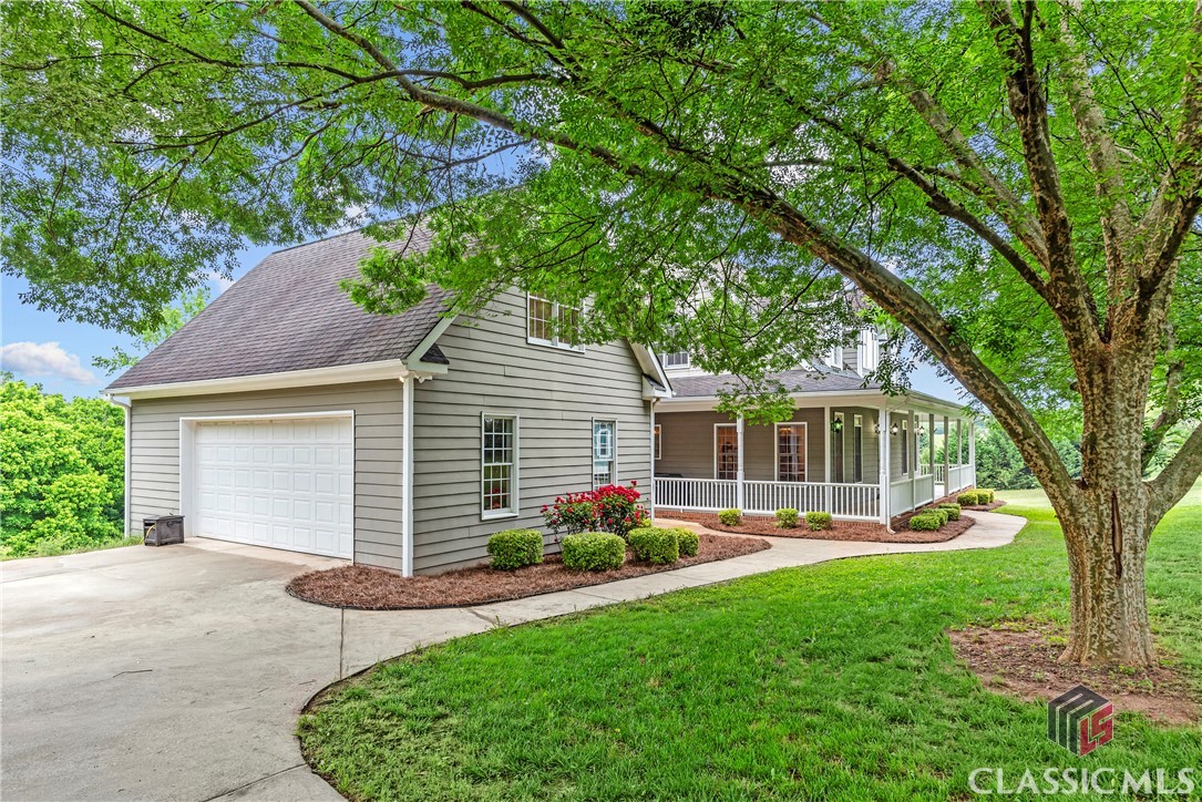 1012 Wolfskin Road