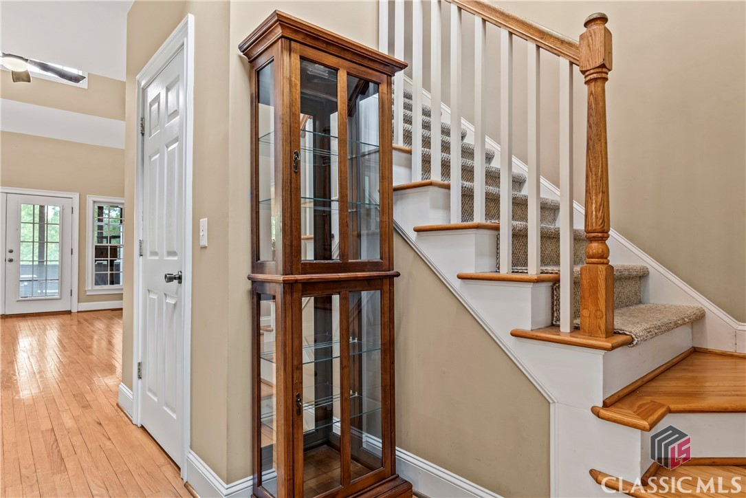 1012 Wolfskin Road