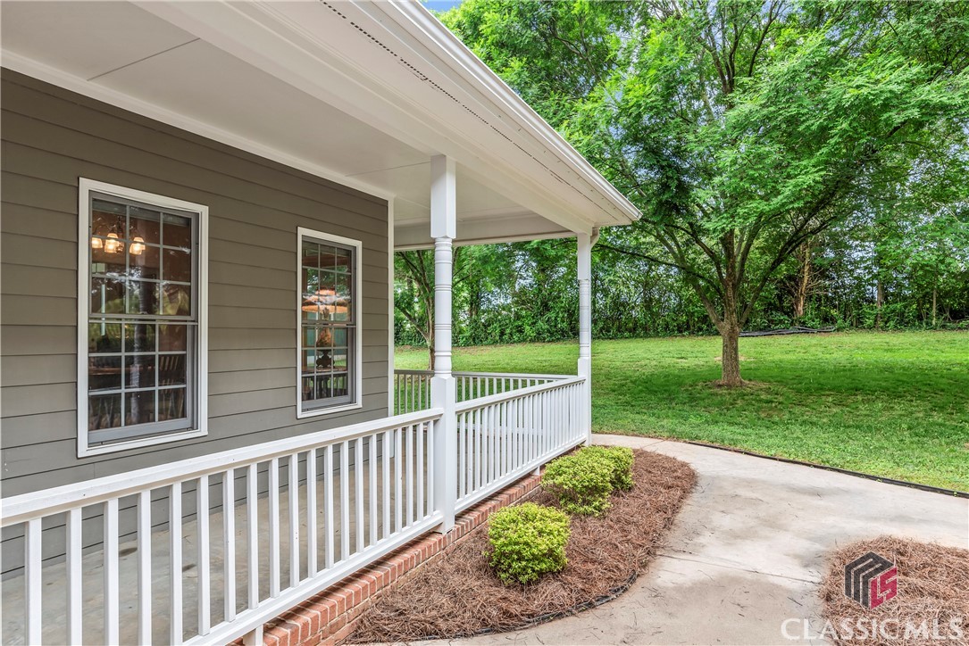 1012 Wolfskin Road