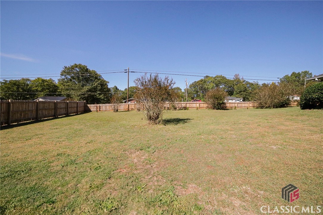 327 General Daniel Avenue S