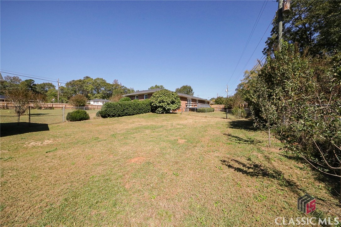 327 General Daniel Avenue S