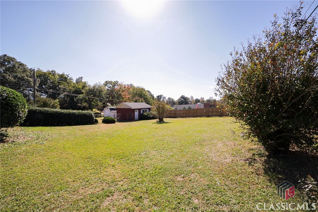 327 General Daniel Avenue S