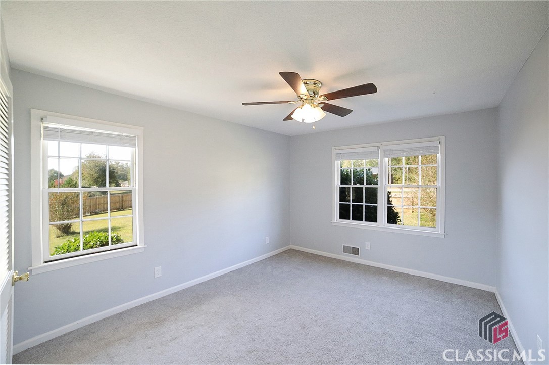327 General Daniel Avenue S