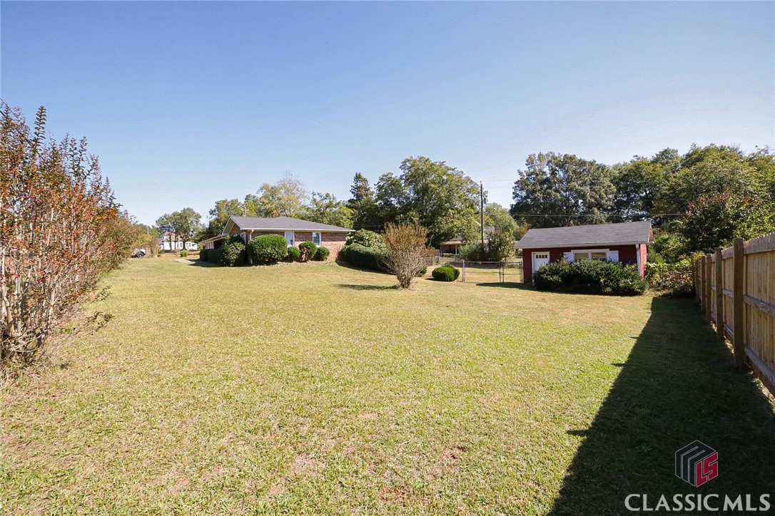 327 General Daniel Avenue S