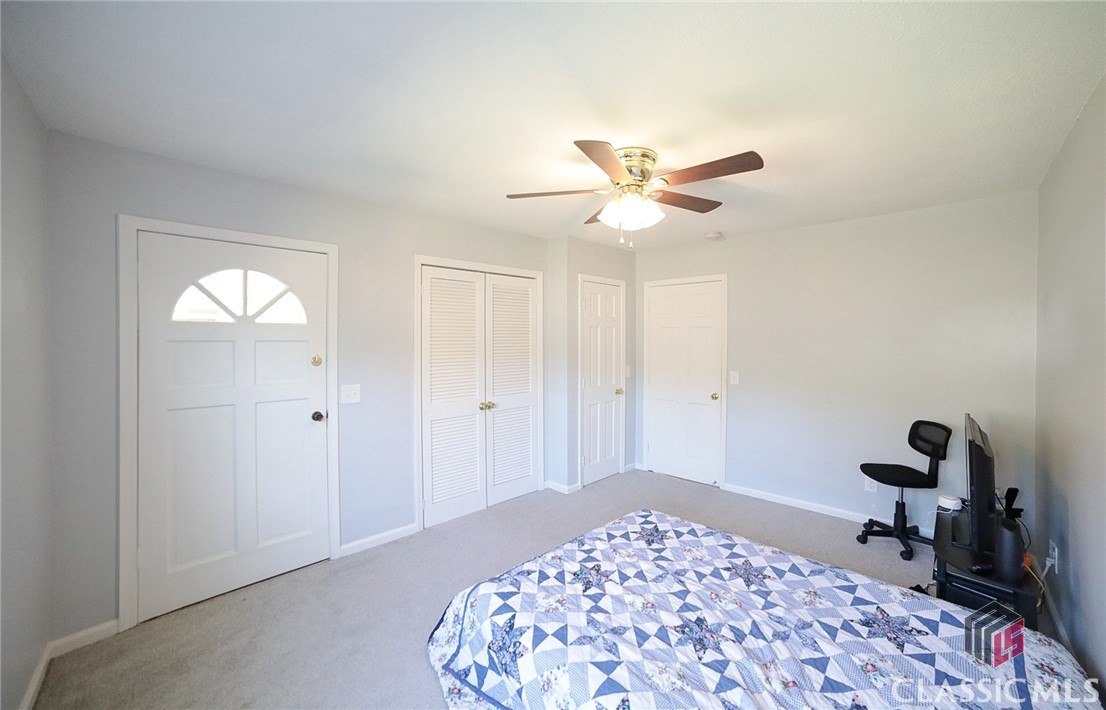 327 General Daniel Avenue S