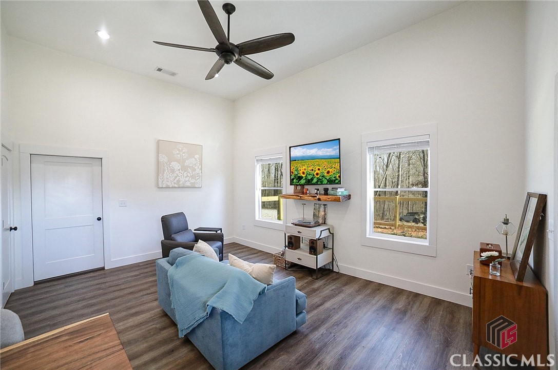 315 Cliff Griffith Road