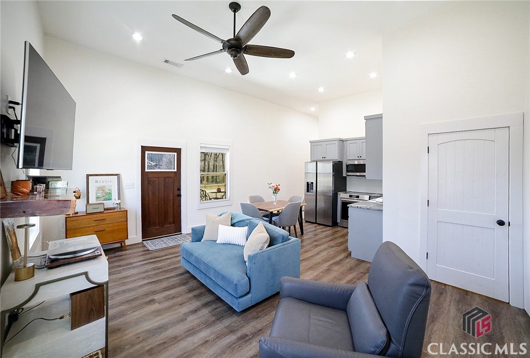 315 Cliff Griffith Road