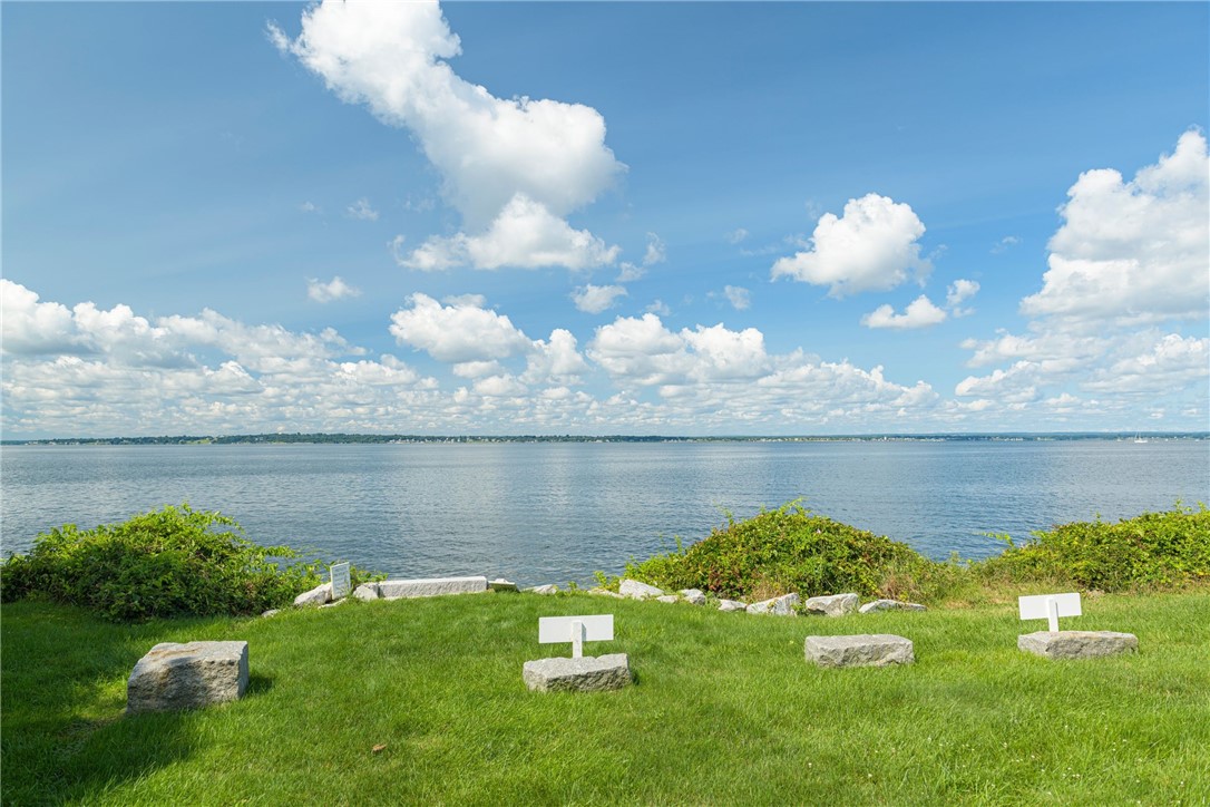 6 White Birch Lane