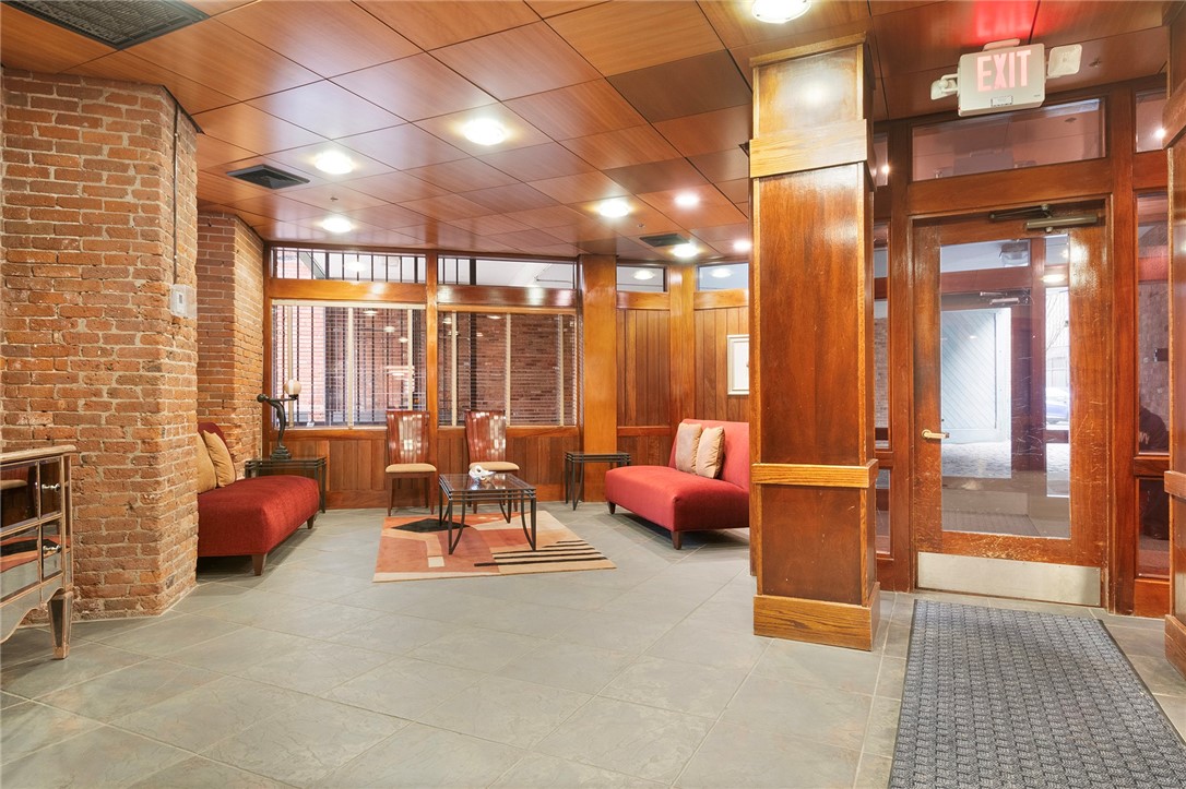 555 South Water Street 211
