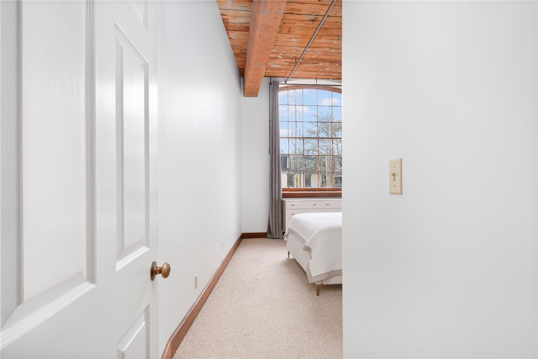 555 South Water Street 211