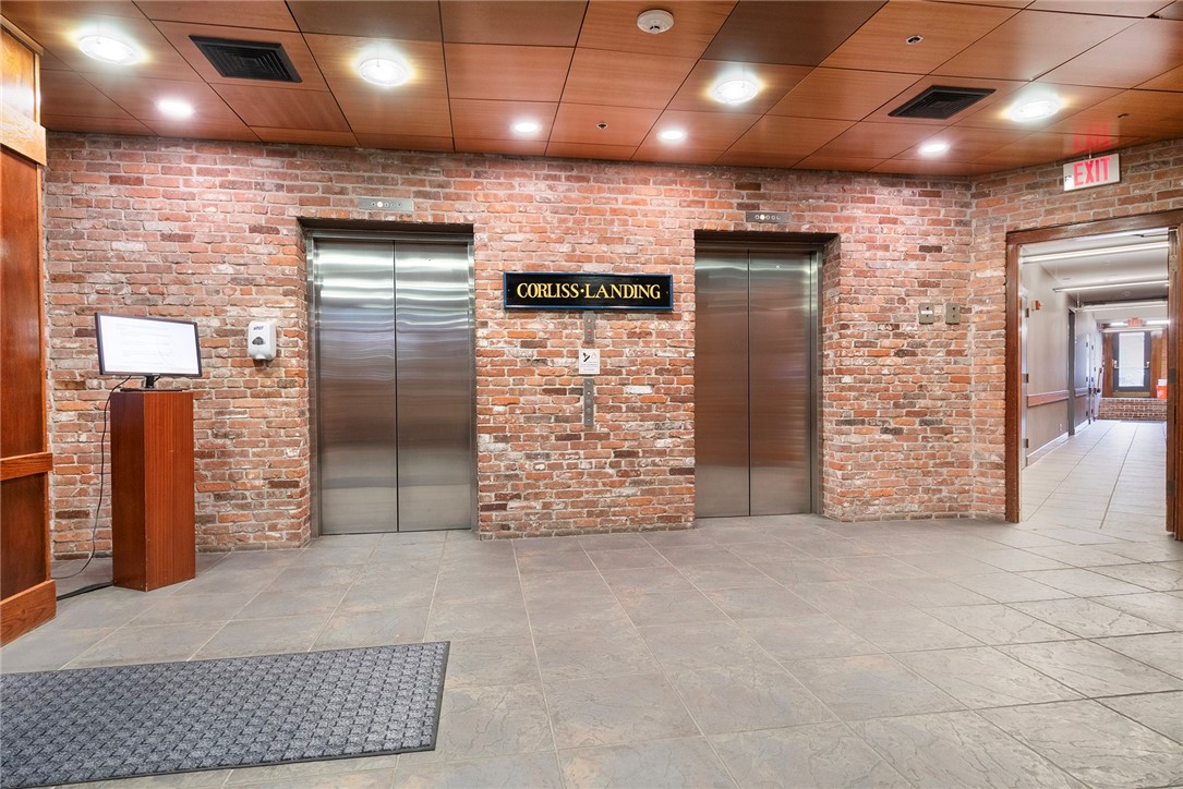555 South Water Street 211