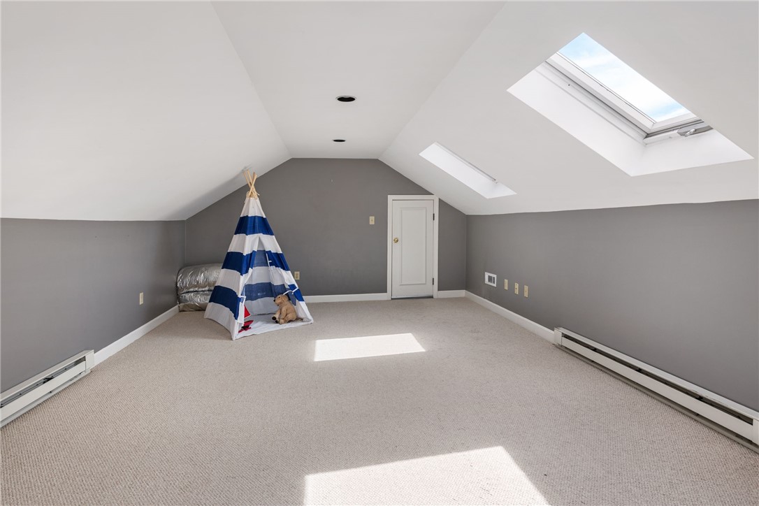 4 Elton Road