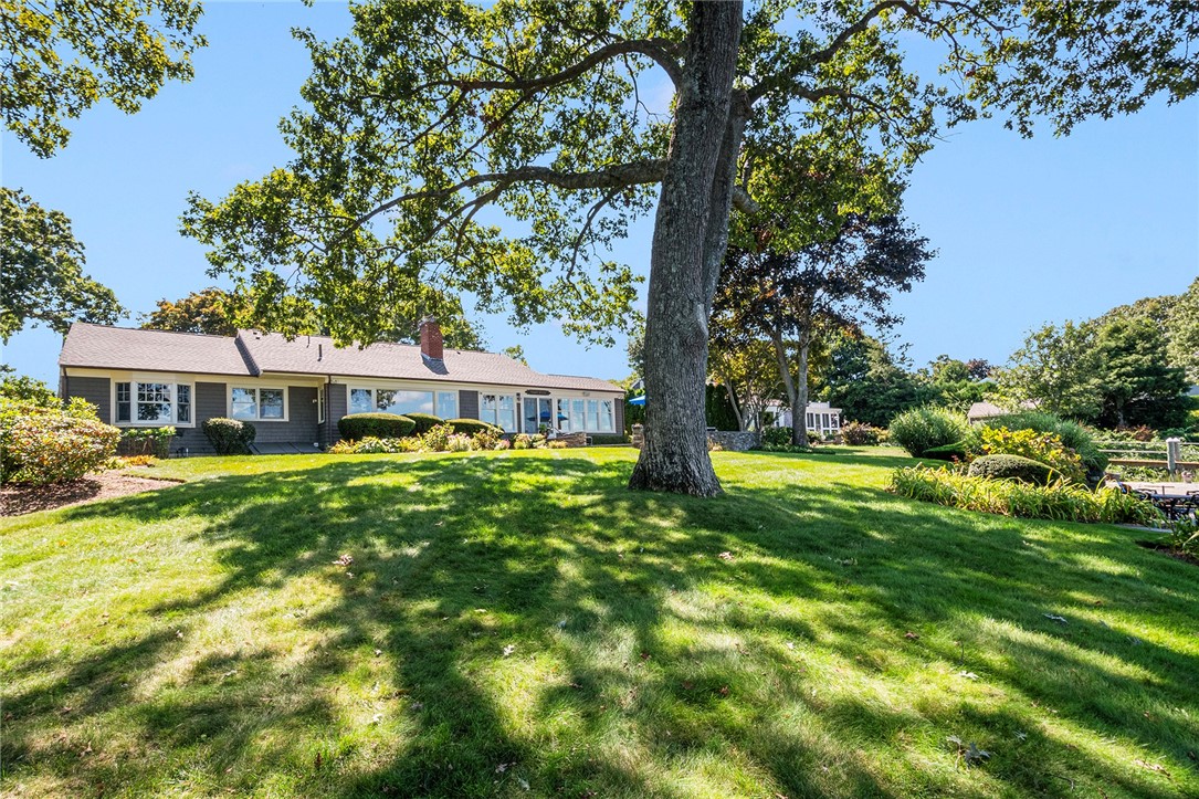 29 Riverside Drive
